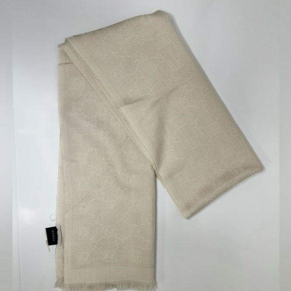 Gucci Cream Monogram Scarf - Picture 1 of 5